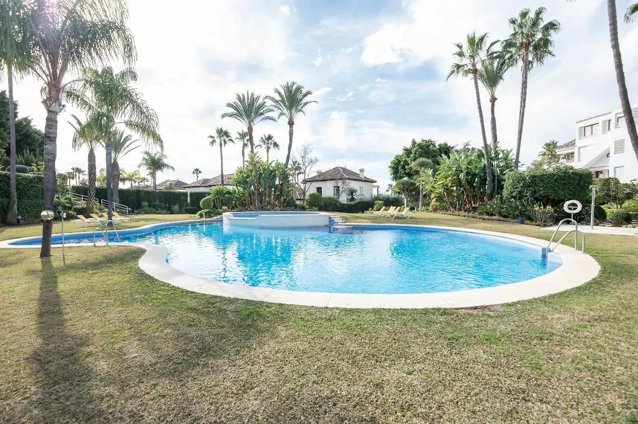 Alcores Del Golf, Oustanding Luxury Penthouse Marbella Apartment