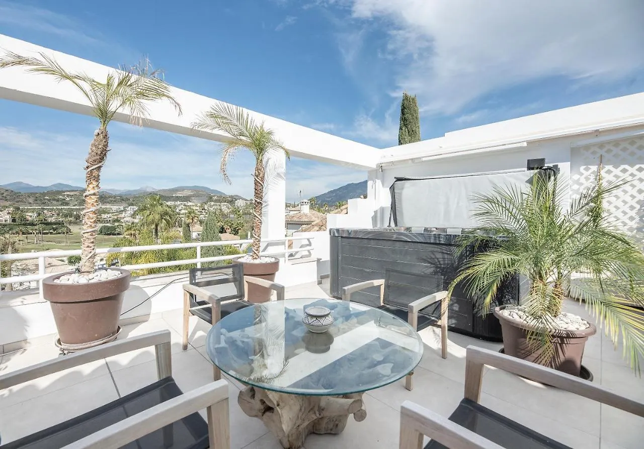 Appartamento Alcores Del Golf, Oustanding Luxury Penthouse Marbella